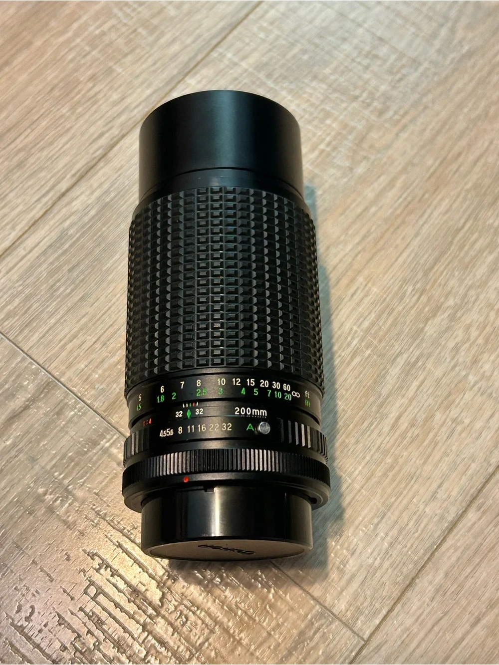 Cannon Ultra-Zoom 75-200mm f/4.5 Auto Camera Lens – Black + Case